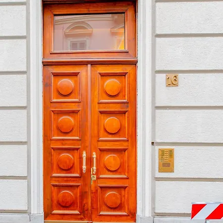 La Casa Sui Tetti, Airco, Centro, Parcheggio 100 M *